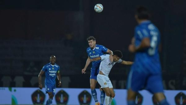 Menang Comeback, Persib Raih Kemenangan Perdana, Simak Jalannya Pertandingan!