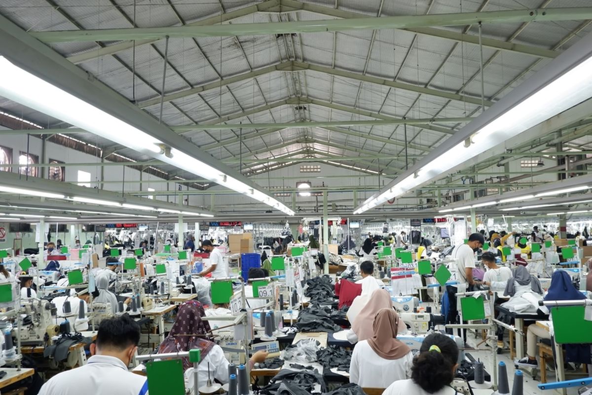 Ribuan Pekerja Industri Tekstil Terkena PHK, Hak Pesangon Belum Terselesaikan