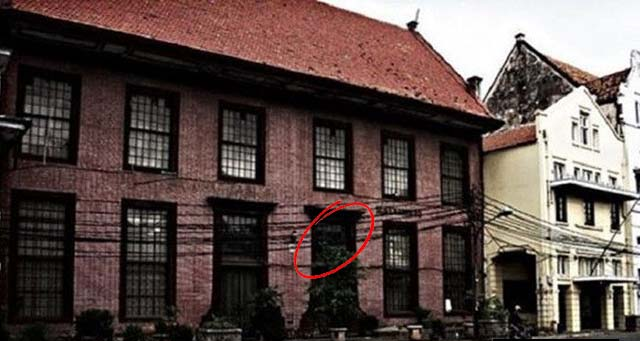 MERINDING!! Ternyata Begini Misteri Tragedi Toko Merah, Benarkah Ada Arwah Gentayangan?