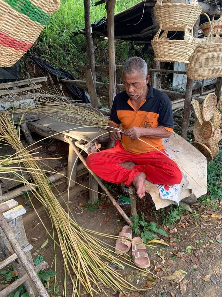 Anyaman Rotan dan Bambu Dusun Muara Tenang Adalah Kerajinan Tangan Khas Pagaralam