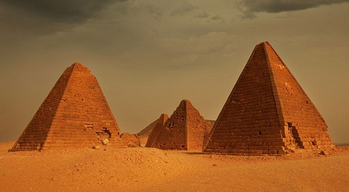 Kaum Ad jadi Bukti Bahwa Piramida di Bangun Para Raksasa, Simak Faktanya Disini