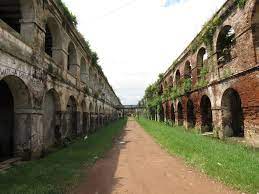 Peninggalan Belanda! Ini 5 Wisata Benteng di Jawa Barat