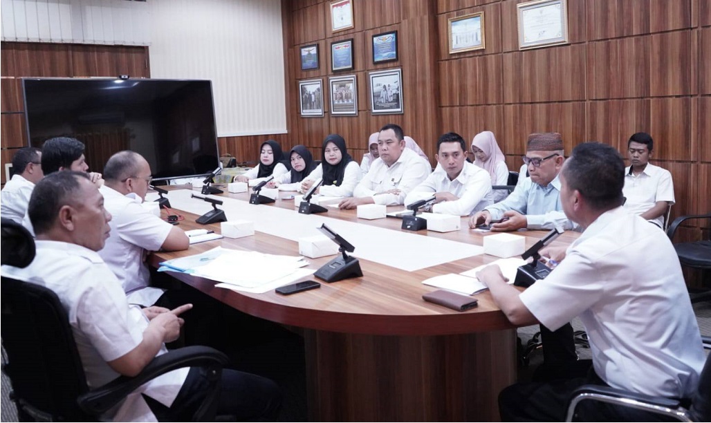 Asisten III Terima Audiensi Forum Guru Honorer 