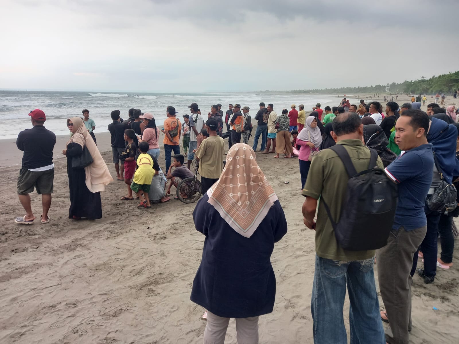 Bocah 10 Tahun Hilang Terseret Arus Pantai Barat Pangandaran