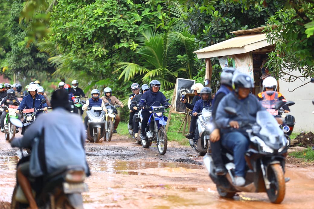 Herman Deru Tinjau Peningkatan Akses Banyuasin–OKI, Perbaikan Jalan Kucuran Bangubsus Rp12 Miliar