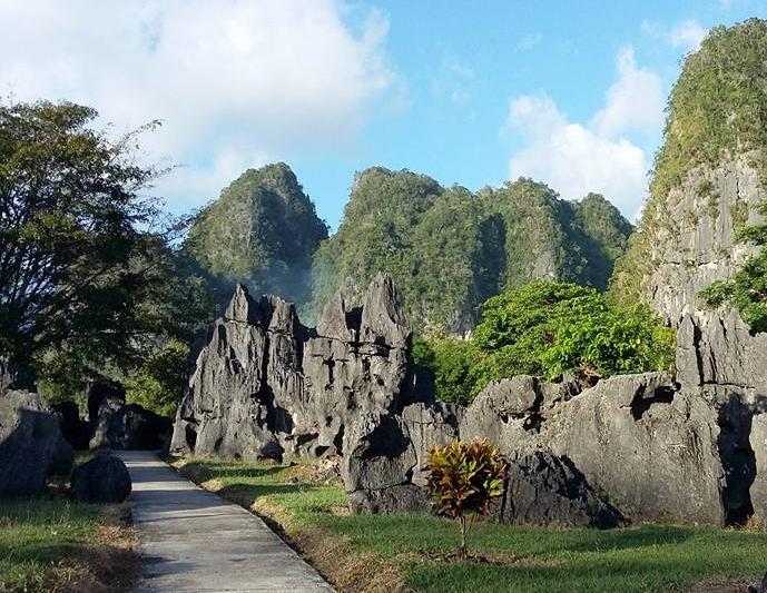 Taman Prasejarah! Leang-leang Destinasi Wisata yang Populer di Sulawesi Selatan 