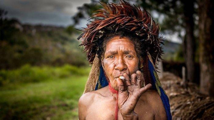 Suku Papua Kental Karena Tradisi, Yuk TCek Tradisi Apa Sajakah Itu!