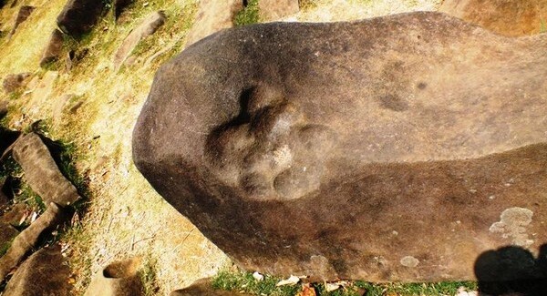 Ngeri! Ini Telapak Macan yang Ada di Situs Purba Gunung Padang