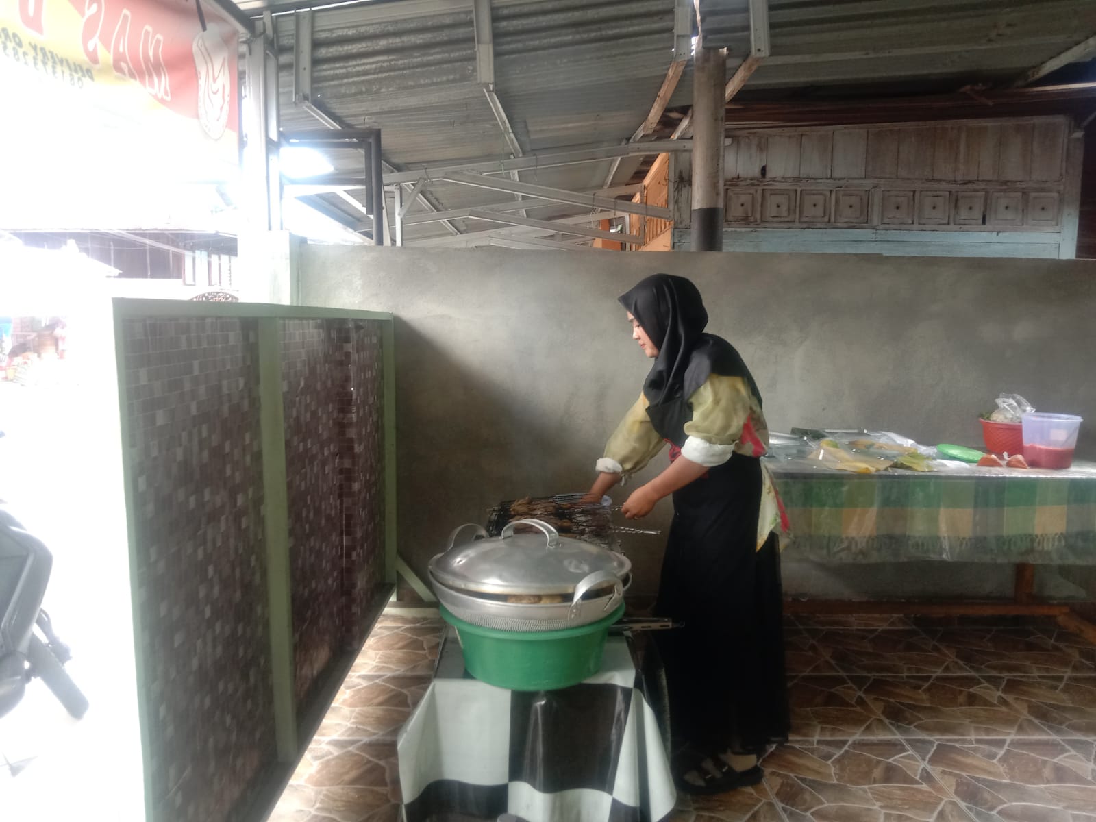 Ayam Bakar Mas Bambang, Miliki Cita Rasa Istimewa, Pikat Hati Konsumen di Pagaralam