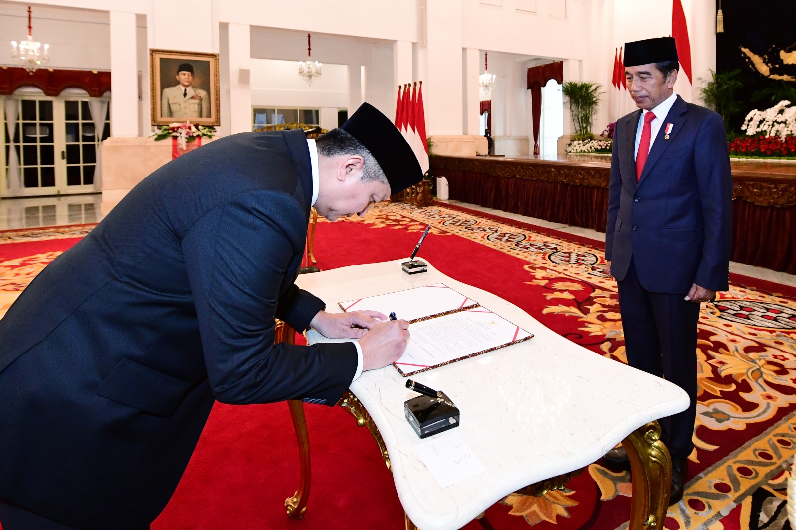 Presiden Jokowi Lantik Rycko Amelza Dahniel sebagai Kepala BNPT
