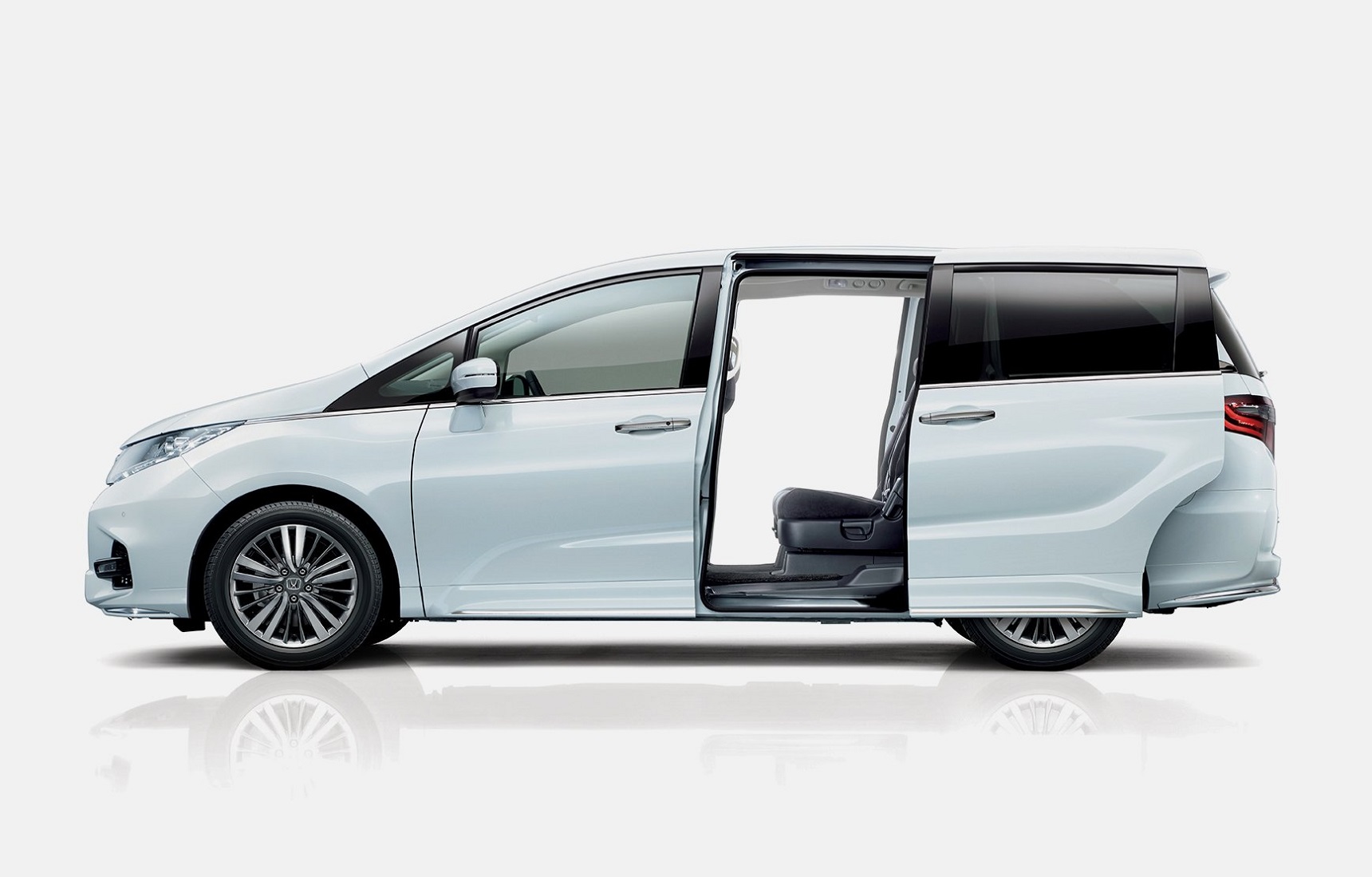 Wow, Honda Odyssey Hybrid Terbaru Punya Keunggulan Luar Biasa, Ini Dia Penjelasannya!