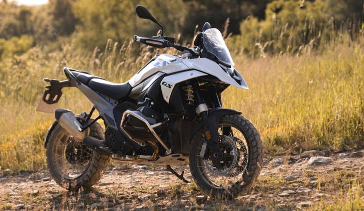 Melihat Kekokohan dan Suspensi BMW R 1300 GS Disiapkan untuk Petualangan, Ini Penjelasannya