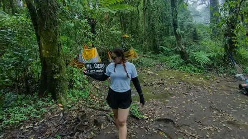 Menguak Sejarah dan Misteri Gunung Adeng di Bali