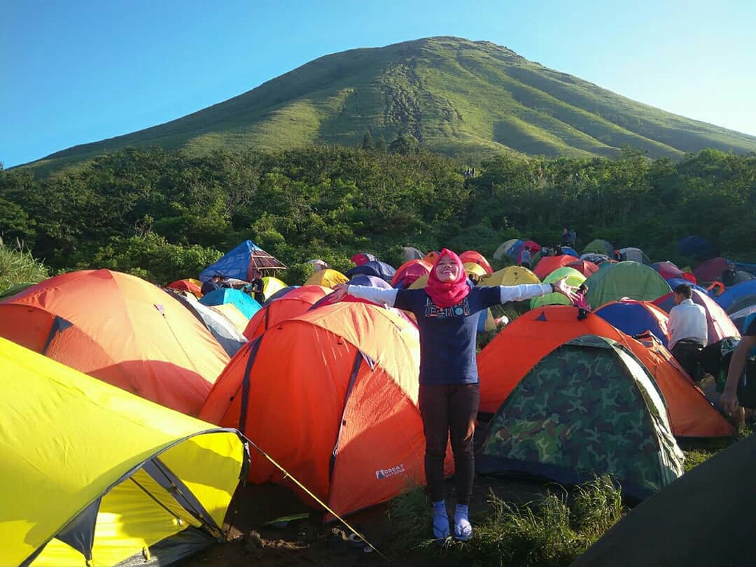 Kisah Mistis Gunung Pananggungan yang Bikin Merinding!