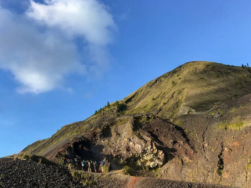 Mengungkap Misteri dan Kisah Mistis Gunung Batur! 