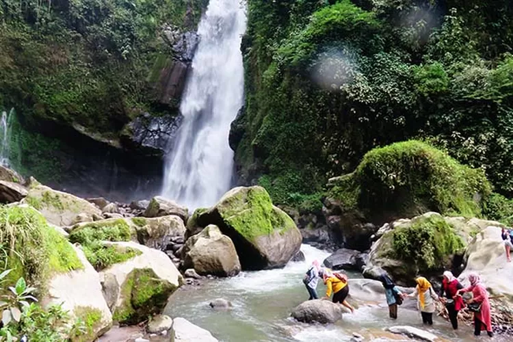 7 Destinasi Wisata Terbaik di Jambi, Rekomendasi Bagi Anda yang Ingin Healing saat Weekend!