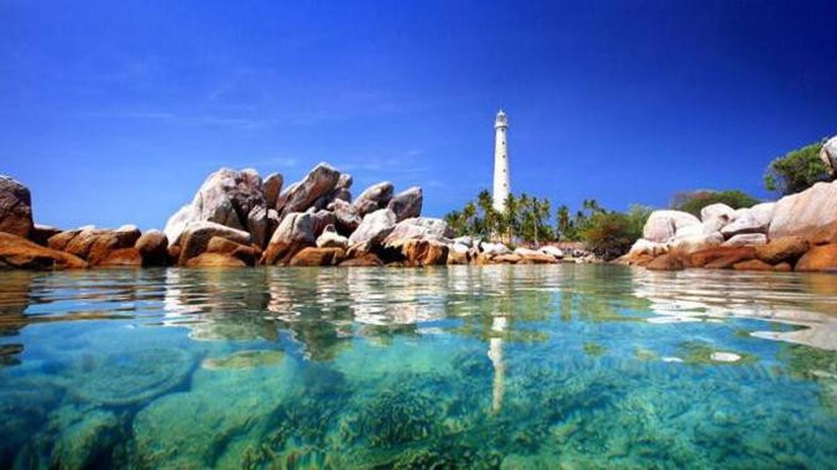 Pesona Memukau di Pulau Belitung yang Memanjakan Mata!