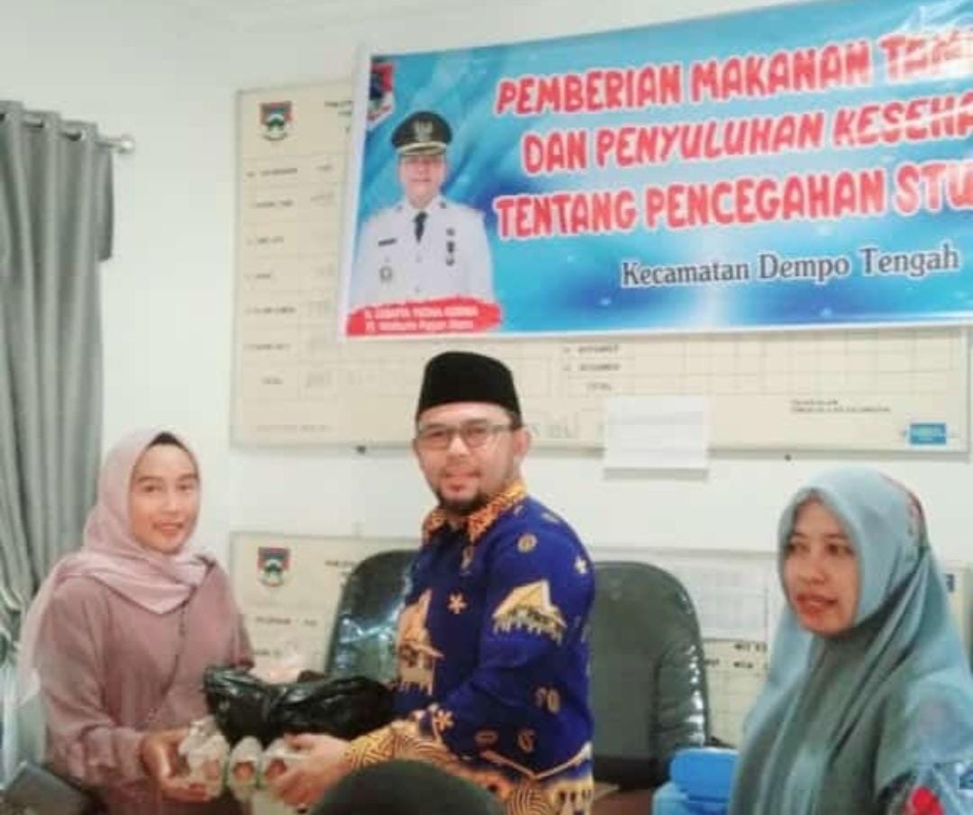 Upaya Cegah Stunting, Kecamatan Dempo Tengah Lakukan Penyuluhan Kesehatan dan Pemberian Makanan Tambahan