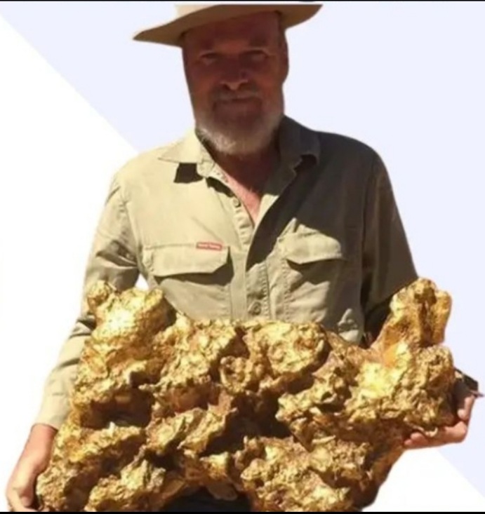 Ternyata Salah, 7 Temuan Bongkahan Emas Terebsar Didunia Adalah Peti Makam Seorang Raja, Cek Disini