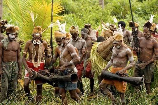 Fakta Menarik! Inilah 5 Suku Papua yang Harus Kamu Ketahui, No 2 Paling Primitif