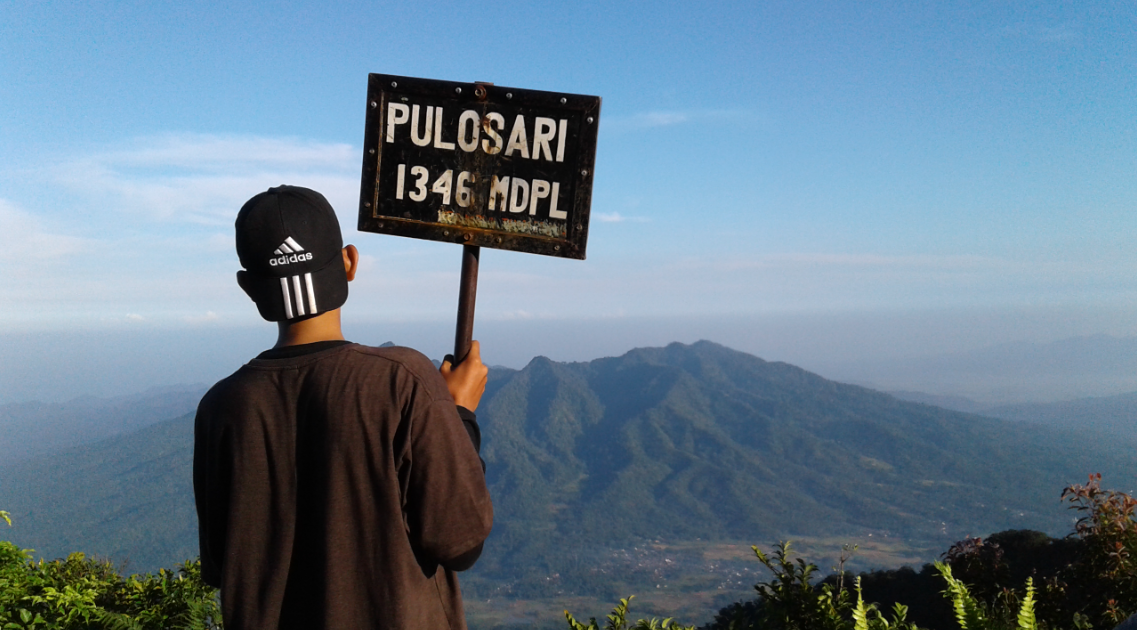 6 Fakta Menarik Gunung Palasari yang Terkait dengan Kejayaan Kerajaan Arcamanik