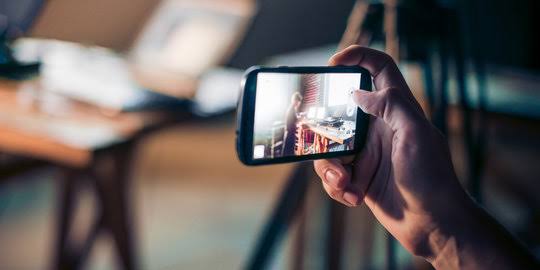 Gak Perlu Khawatir, Inilah Tips Trik yang Harus Kamu Kuasai Untuk Menghasilkan Foto Keren dari Handphone