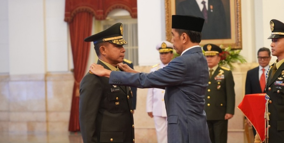 Dilantik Presiden RI Jokowi, Jenderal TNI Agus Subiyanto Resmi Jabat Kasad