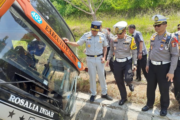 Tragedi Laka Tnggal Bus Rosalia Indah, Kakorlantas : 7 Korban Tewas, 4 Teridentifikasi