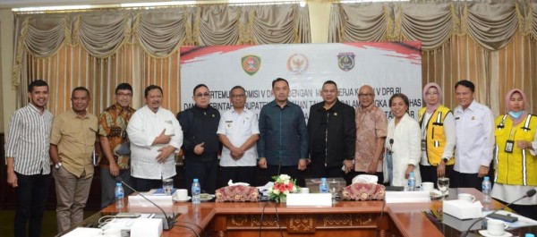 PUPR Segera Renovasi Kantor Bupati Kepulauan Tanimbar dan SD Negeri 1 Saumlaki