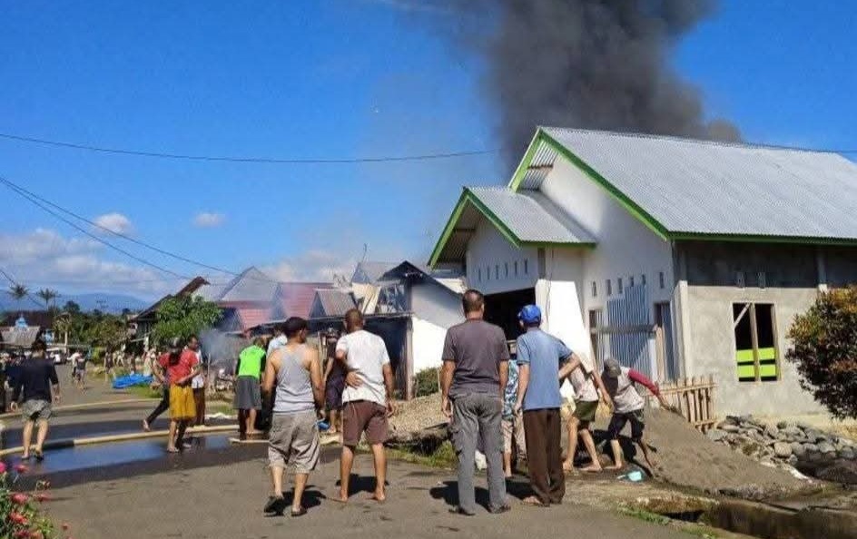 Ditinggal ke Kalangan Rabo, 2 Rumah Ludes Dilalap Si Jago Merah