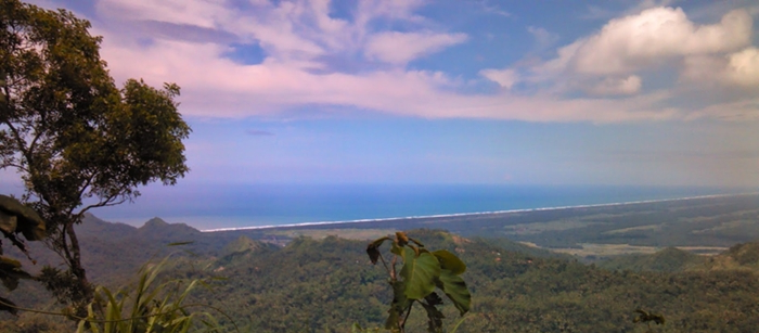 Menelusuri Jejak Sejarah dan Keajaiban Spiritual Gunung Duwur