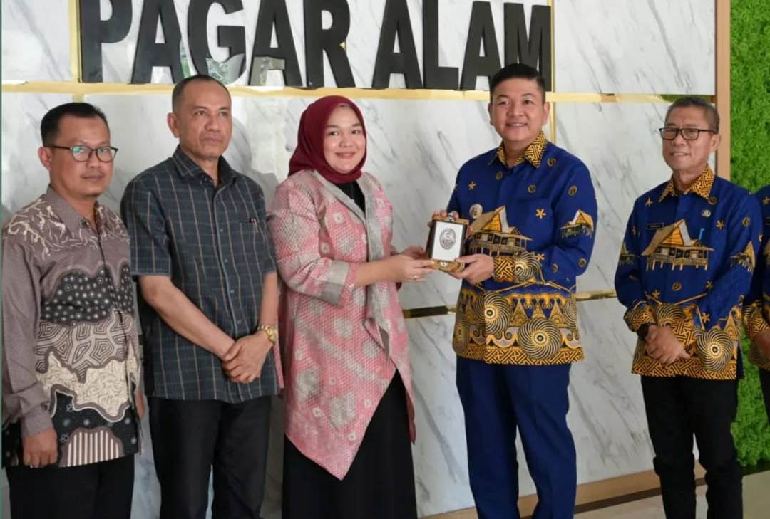 Jalin Kerjasama Tingkatkan SDM Bidang Kesehatan, Pj Wako Terima Audiensi UKB Palembang