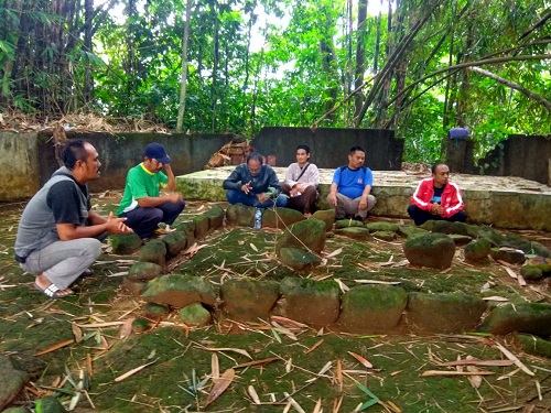 Makam Keramat, Gunung Salak Jadi Tempat Disemayamkan Para Wali Allah 