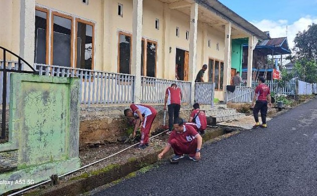 Bakti Religi dan Bedah Rumah Polsek DU Untuk Masyarakat