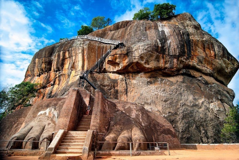 Misteri Sigiriya, Benteng Kuno di Atas Batu Raksasa yang Menakjubkan