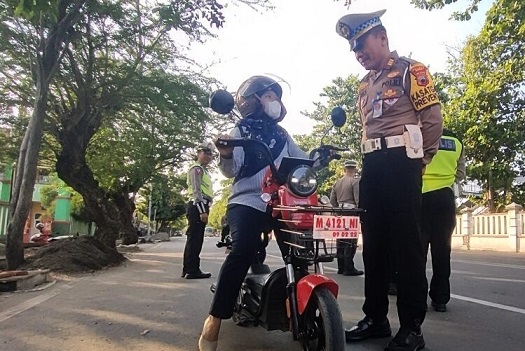Ingatkan Aturan Berkendara Sepeda Listrik