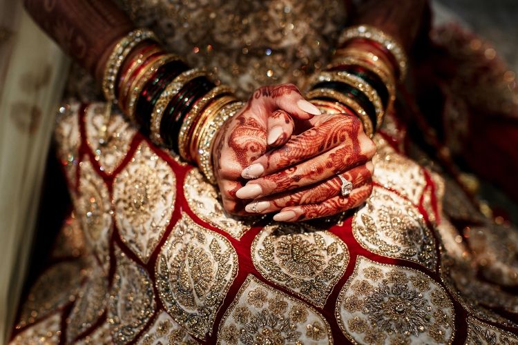 5 Macam Ritual Pernikahan Suku Indonesia, Salah Satunya Berhubungan dengan Dukun!