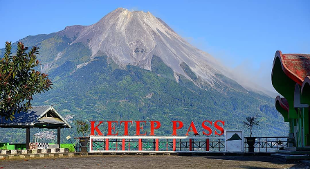 Ketep Pass, Destinasi Wisata Pilihan di Yogyakarta Menyajikan Bentangan Alam yang Mempesona! 