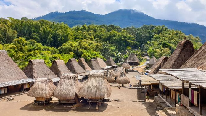 Daftar 6 Desa Wisata Megalitikum Bersejarah Di Indonesia, Ada Dari Sumatera Hingga NTT!