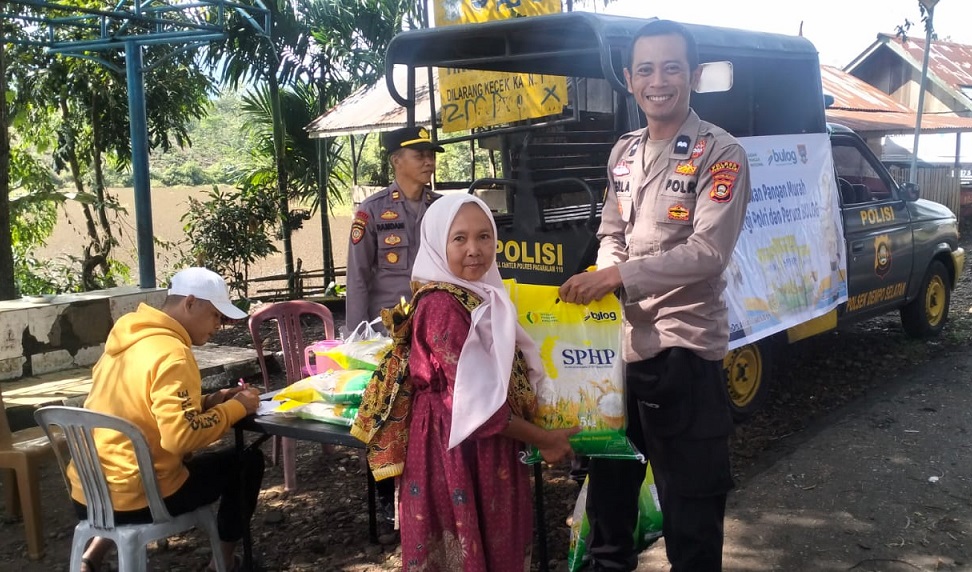 Salurkan 7.95 Ton Beras SPHP, Polres Pagar Alam Diapresiasi Masyarakat