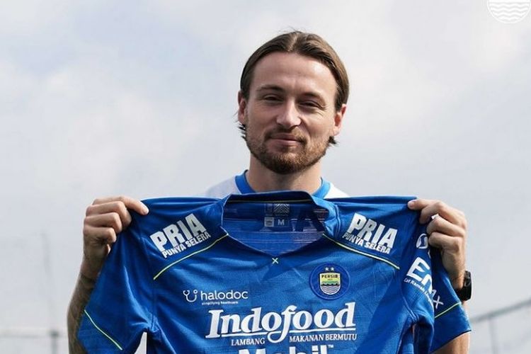 Marc Klok Tinggalkan Nomor Punggung 10 Demi Pemain Ini!