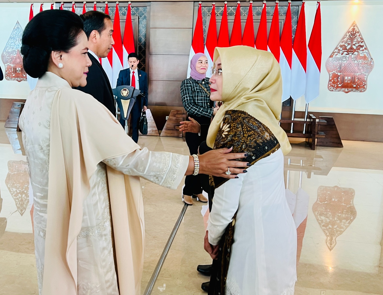 Presiden Jokowi dan Ibu Iriana Bertolak ke Jerman Hadiri Hannover Messe 2023