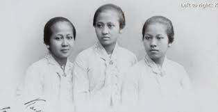 Masih menjadi misteri, sebenarnya apa yang menyebabkan meninggalnya Kartini tidak lama setelah melahirkan?