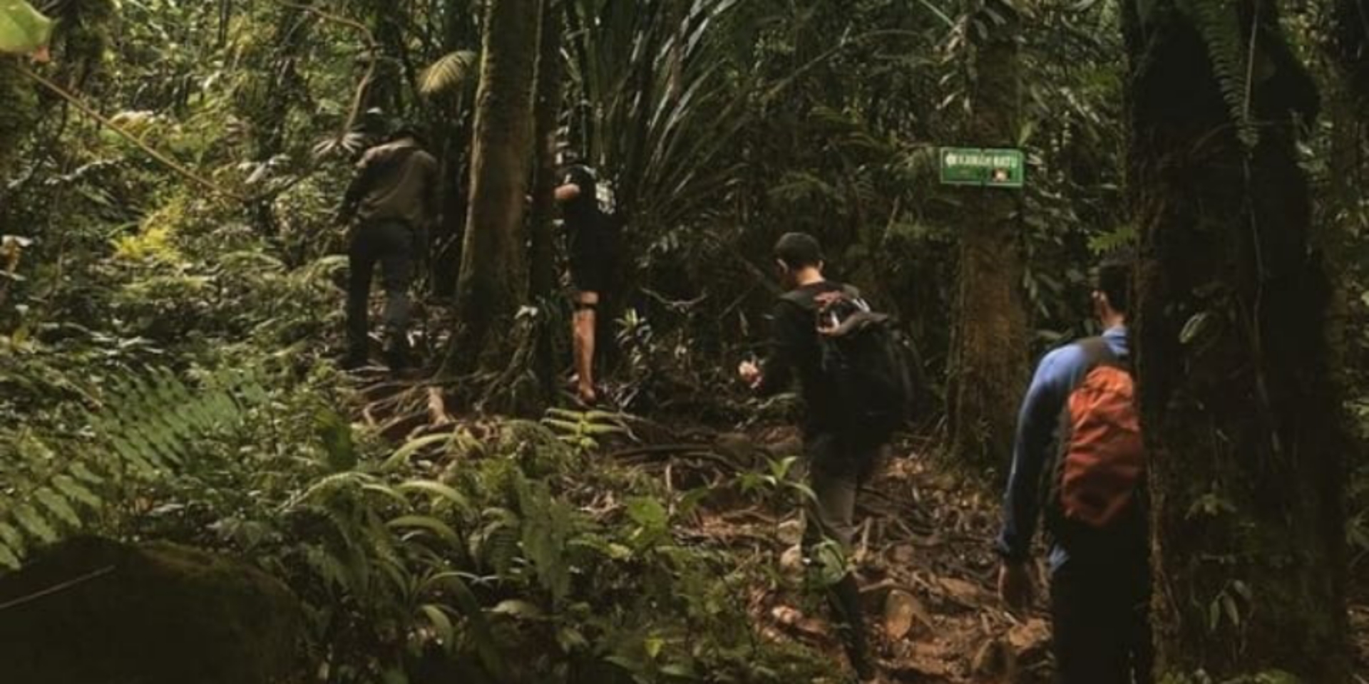 Makam Gunung Salak yang Sering Disinggahi Pendaki!