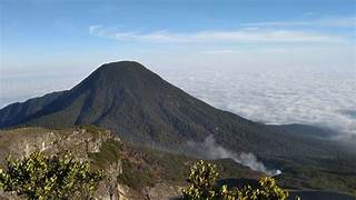 Sejumlah Mistis di Gunung Pangrango Inilah Paling Ditakuti Para Pendaki! Berikut Mistisnya 