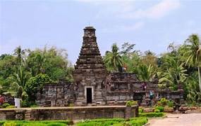 Peninggalan Raja Airlangga, Ini Dia Kisah Istana Terlupakan di Hutan Jati Lamongan