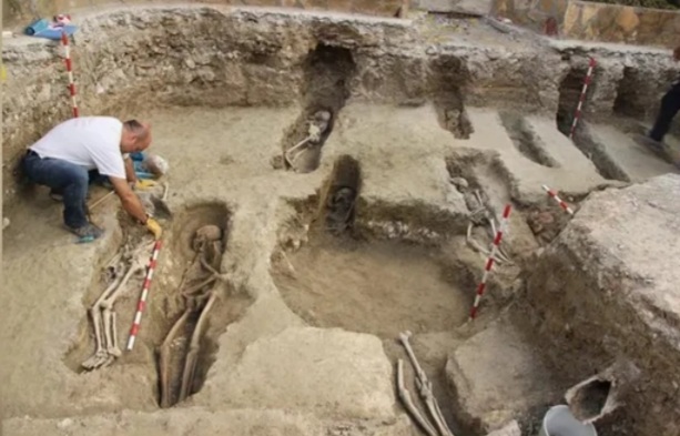 Jejak Sejarah Muslim Spanyol, Perkuburan Islam Terdapat 4.500 Makam di Lembah Ebro
