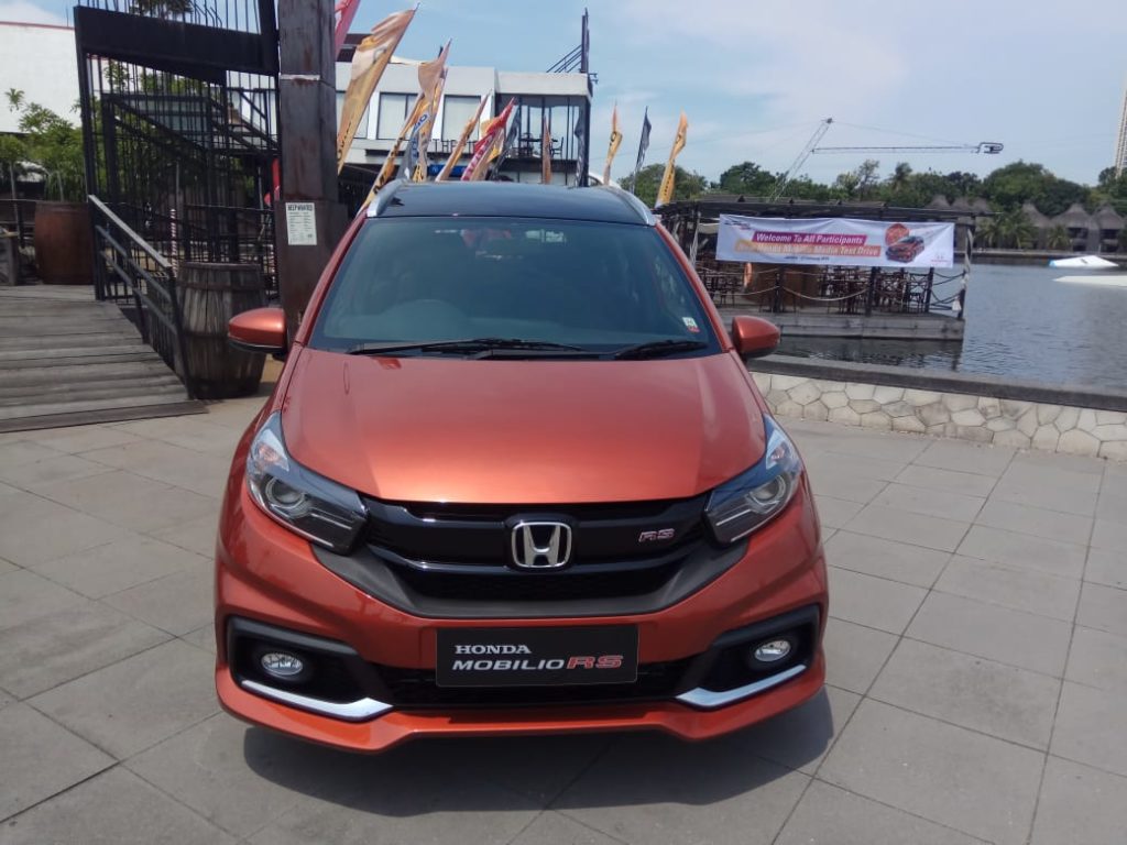 Bingung Cari Mobil Keluarga Irit! Ini 4 Rekomendasi Mobil Yang Bisa Kamu Coba