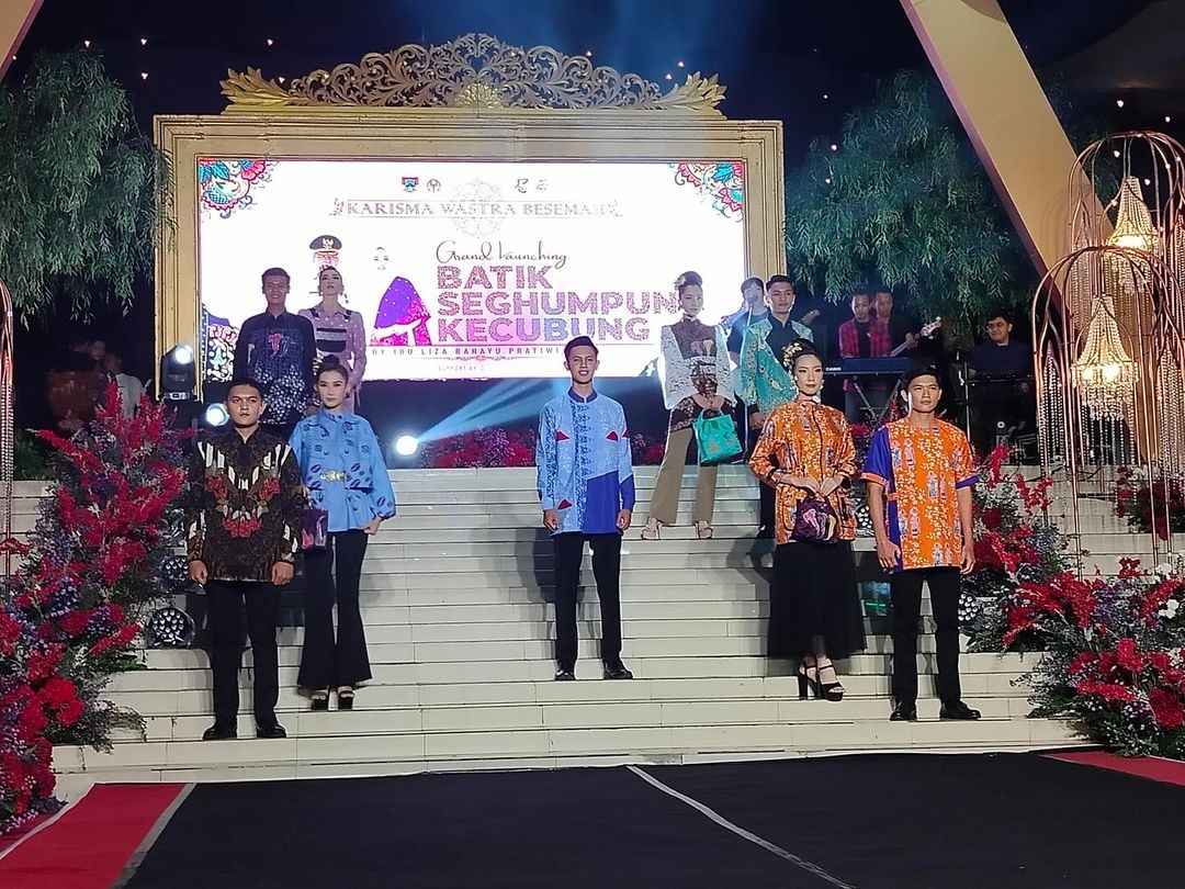  Grand Launching Fashion Show Batik 'Seghumpun Secubung' Berhasil Memukau Pagar Alam