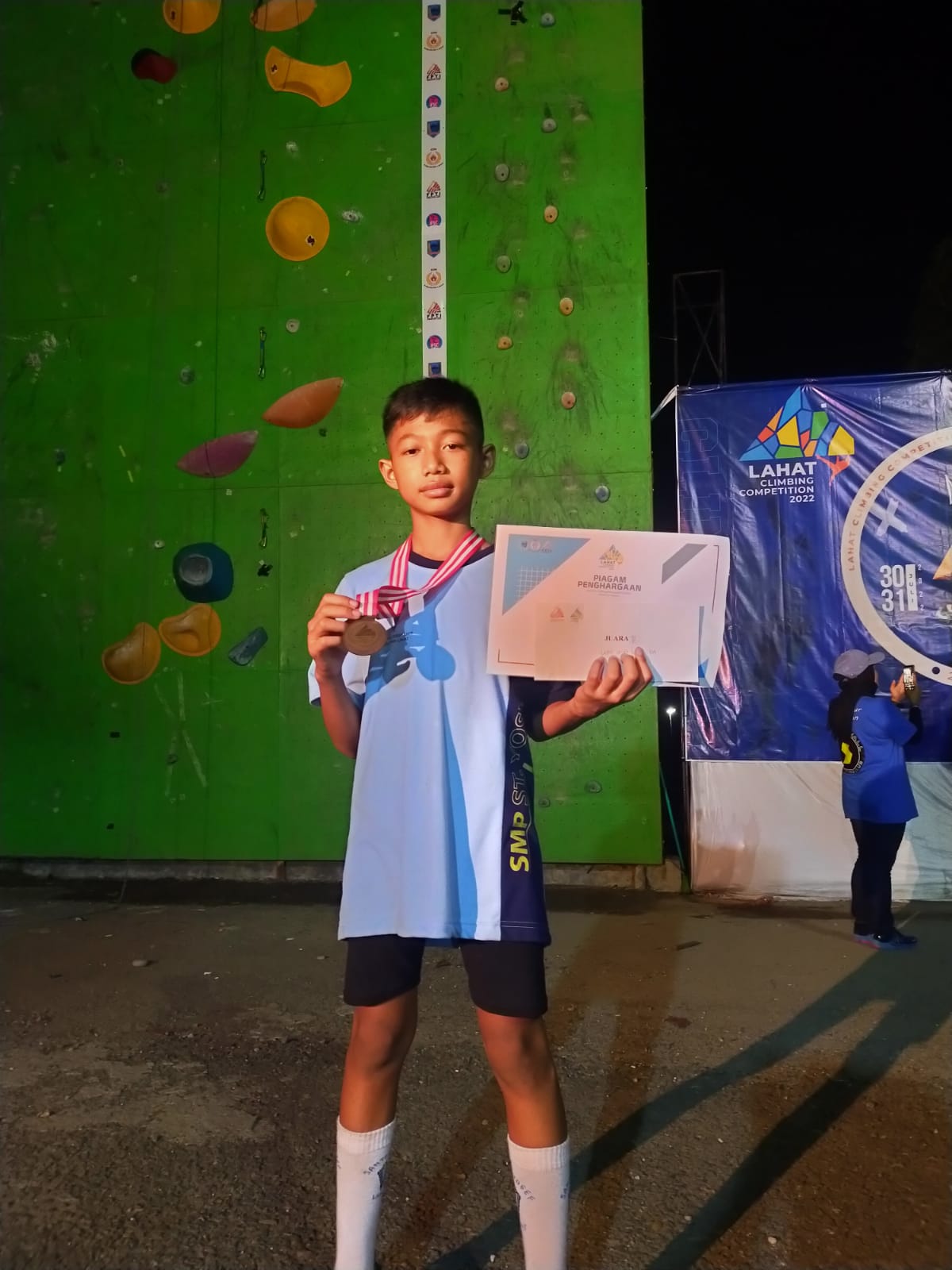 Barista Junior Sabet  Juara Climbing